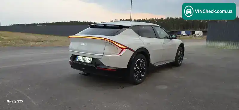 Kia EV6 2021, фото з оголошення 2 з 19, VIN KNDC34LA6N5030503