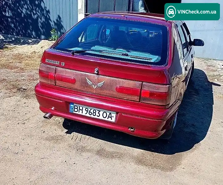 Renault 19 1993, фото з оголошення 2 з 7, VIN VF1B53T0510298089