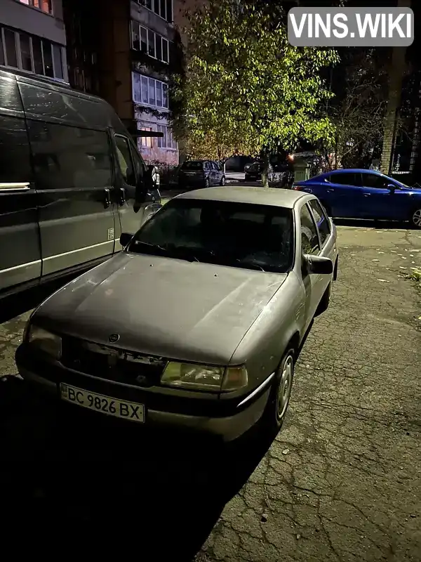 Opel Vectra 1989, фото з оголошення 1 з 8, VIN W0L000089K1155875
