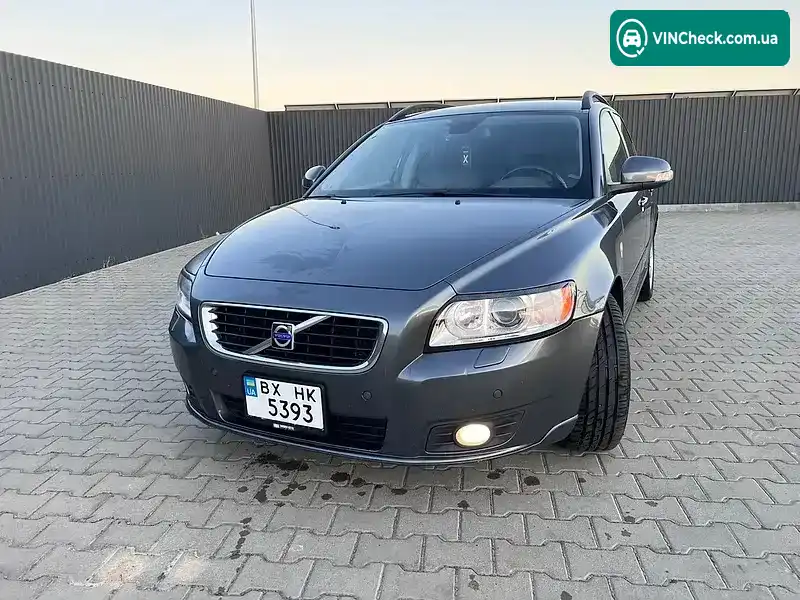 Volvo V50 2010, фото з оголошення 2 з 20, VIN YV1MW755BA2575714