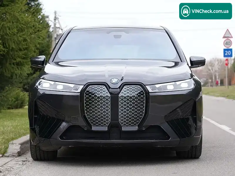 BMW iX 2023, фото з оголошення 1 з 20, VIN WB533CF03PCM65597
