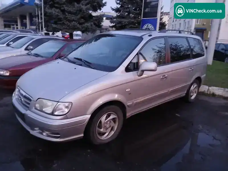 Hyundai Trajet 2004, фото з оголошення 2 з 12, VIN KMHMG81VP5U236536