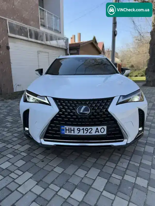 Lexus UX 2020, фото з оголошення 2 з 15, VIN JTHE9JBH2L2035456