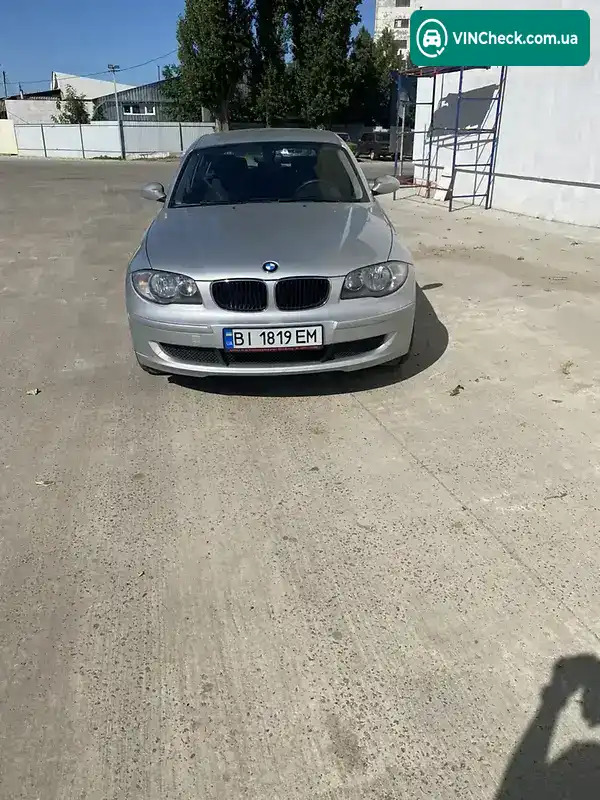 BMW 1 Series 2008, фото з оголошення 1 з 17, VIN WBAUD91060PA60140