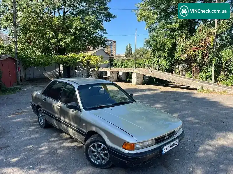 Mitsubishi Galant 1989, фото з оголошення 1 з 12, VIN JMBSNE33AKZ500628