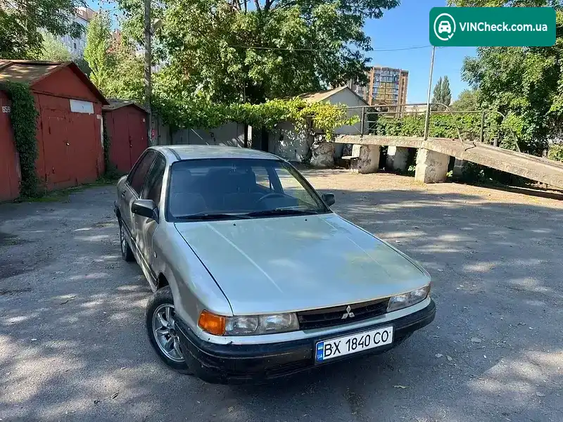 Mitsubishi Galant 1989, фото з оголошення 2 з 12, VIN JMBSNE33AKZ500628