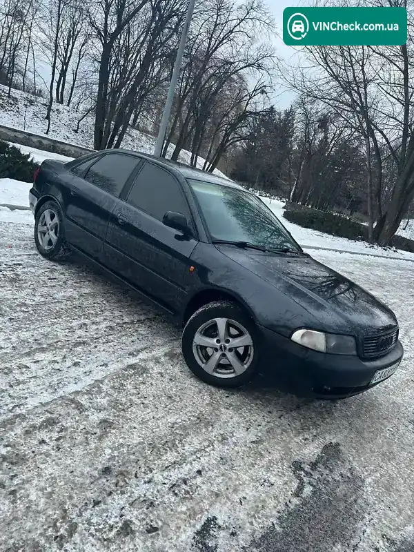 Audi A4 1997, фото з оголошення 1 з 7, VIN WAUZZZ8DZVA019155