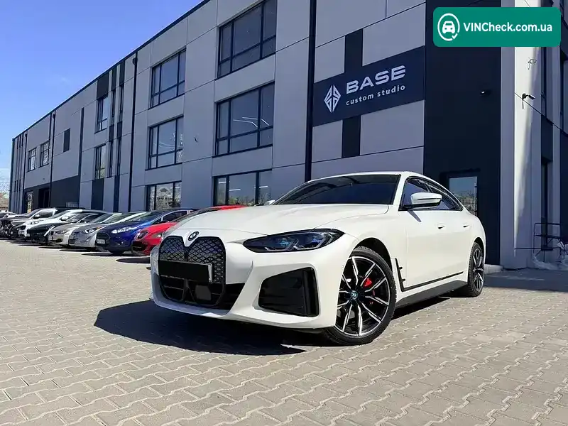 BMW i4 2023, фото з оголошення 1 з 6, VIN WBY73AW07RFR74988