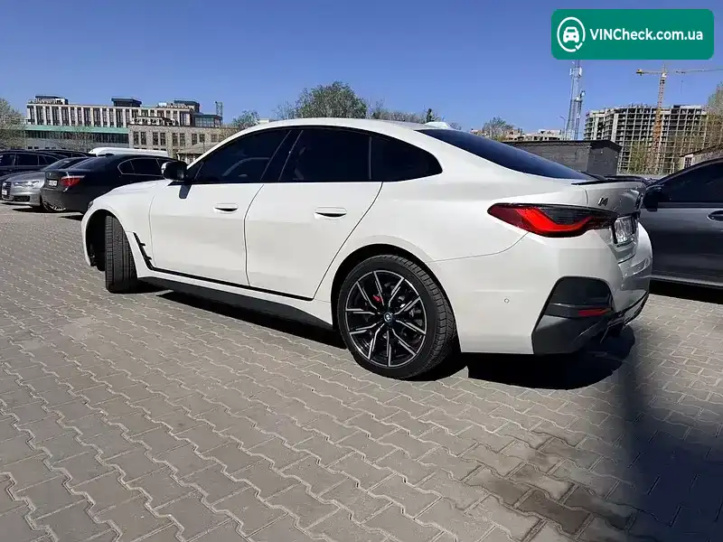 BMW i4 2023, фото з оголошення 2 з 6, VIN WBY73AW07RFR74988