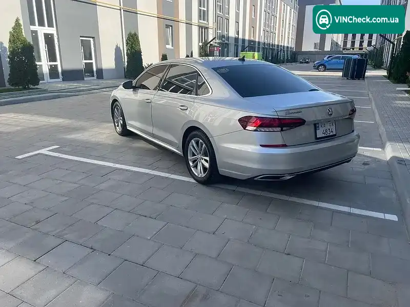 Volkswagen Passat 2020, фото з оголошення 1 з 20, VIN 1VWSA7A3XLC025107