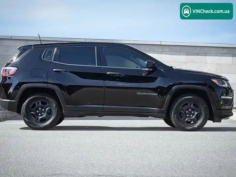 Jeep Compass 2017, фото з оголошення 2 з 20, VIN 3C4NJCAB9HT647497