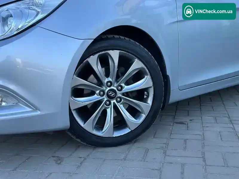 Hyundai Sonata 2012, фото з оголошення 2 з 21, VIN 5NPEC4AB6DH555452