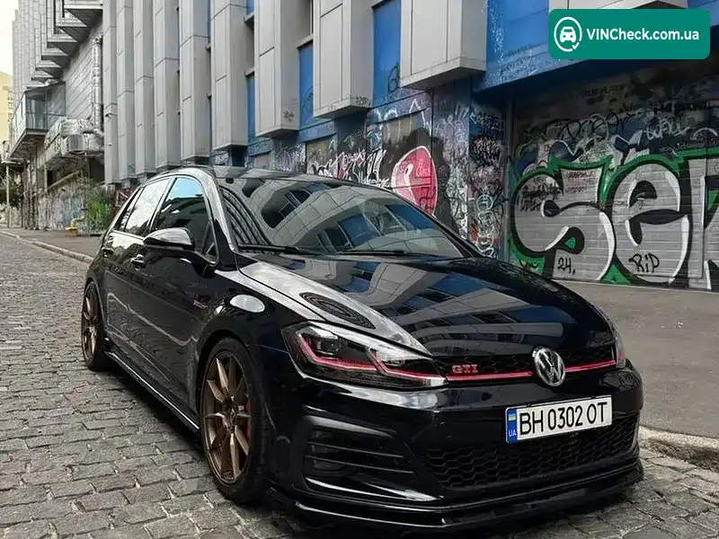 Volkswagen Golf 2019, фото з оголошення 1 з 16, VIN 3VW6T7AUXKM037081