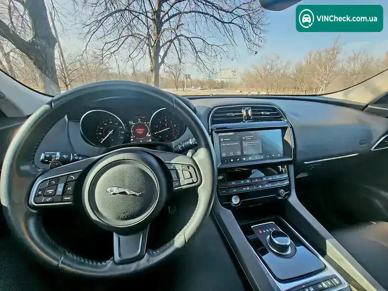 Jaguar F-Pace 2018, фото з оголошення 2 з 20, VIN SADCJ2FX7KA395953