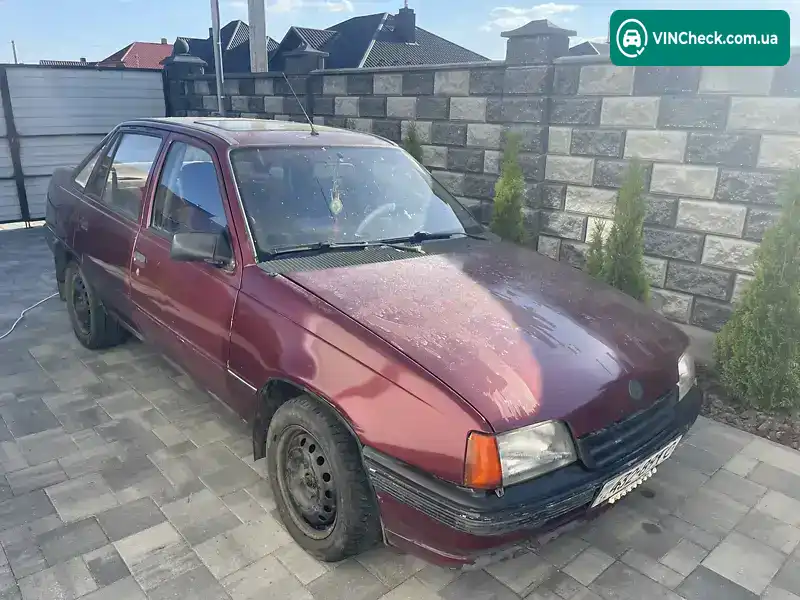 Opel Kadett 1988, фото з оголошення 1 з 13, VIN W0L000039J5122339