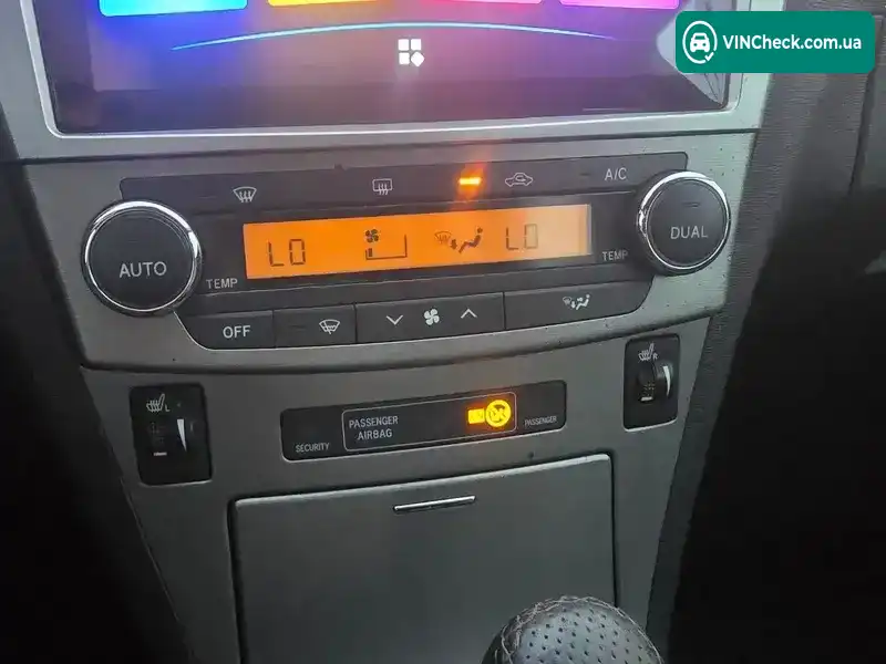 Toyota Avensis 2011, фото з оголошення 2 з 21, VIN SB1BK76L00E026442