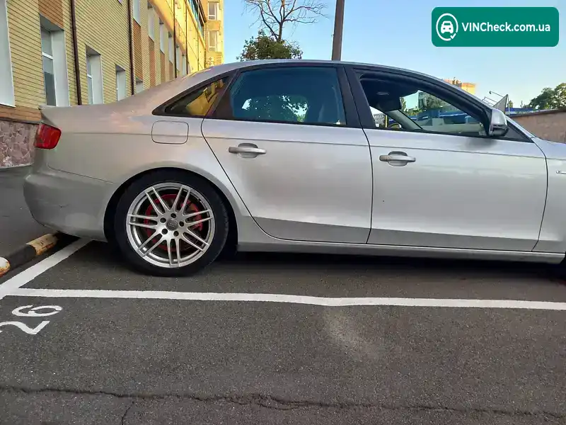 Audi A4 2008, фото з оголошення 2 з 19, VIN WAULF78K89N014252