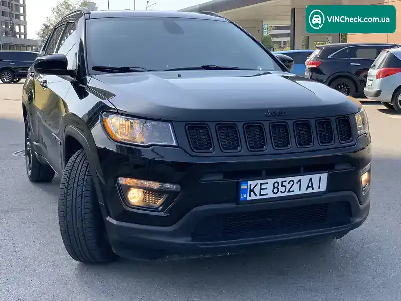 Jeep Compass 2018, фото з оголошення 2 з 20, VIN 3C4NJCBB3KT638154