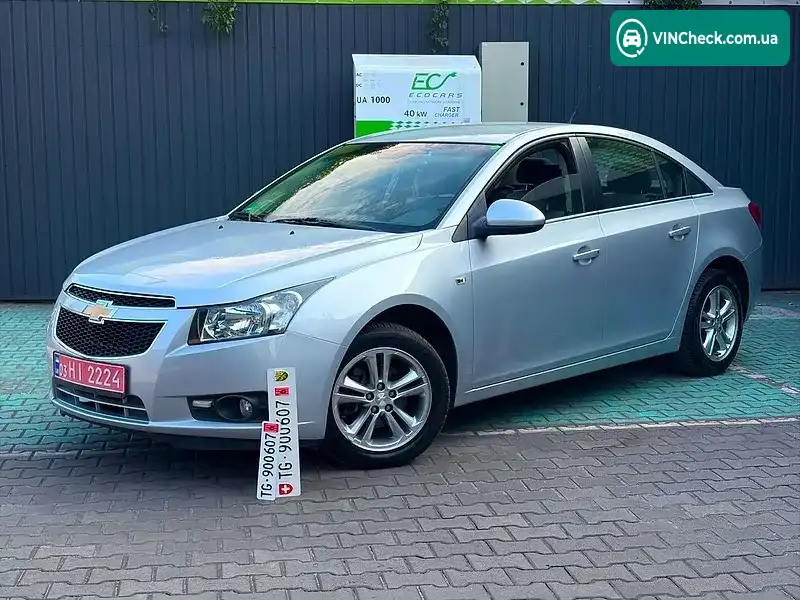 Chevrolet Cruze 2010, фото з оголошення 2 з 20, VIN KL1JA6959AK523280