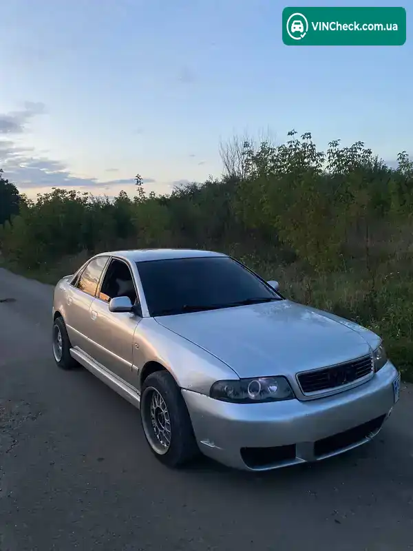 Audi A4 1999, фото з оголошення 2 з 20, VIN WAUZZZ8DZXA321449