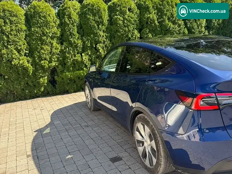 Tesla Model Y 2021, фото з оголошення 2 з 7, VIN 5YJYGAEE1MF121426