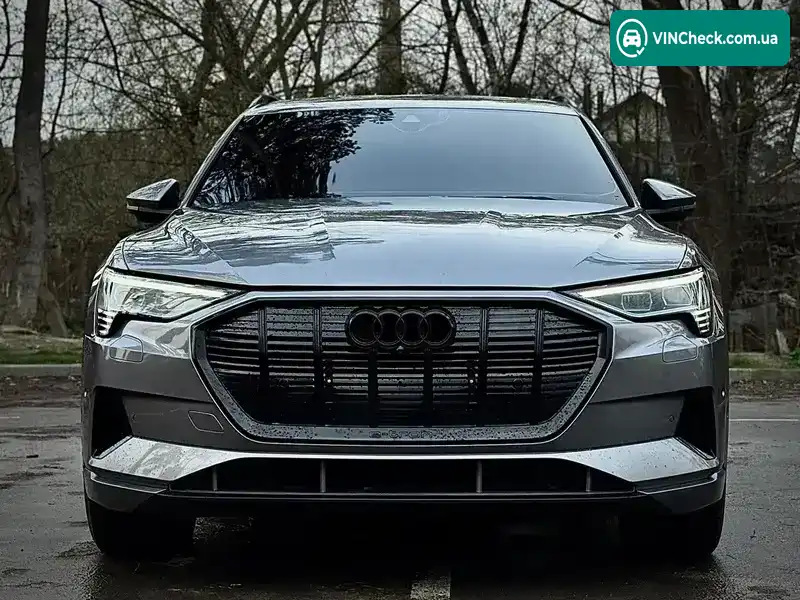 Audi e-tron 2019, фото з оголошення 1 з 21, VIN WA1LABGE7KB021954