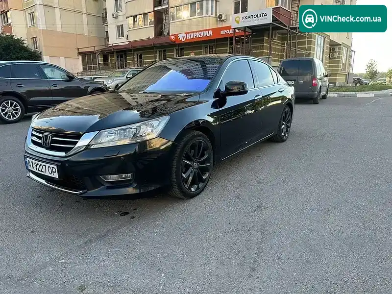 Honda Accord 2013, фото з оголошення 2 з 17, VIN 1HGCR3680DA700151