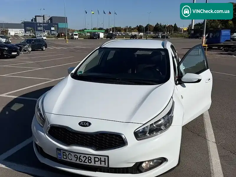 Kia Ceed 2015, фото з оголошення 1 з 12, VIN U5YHM815AFL138605