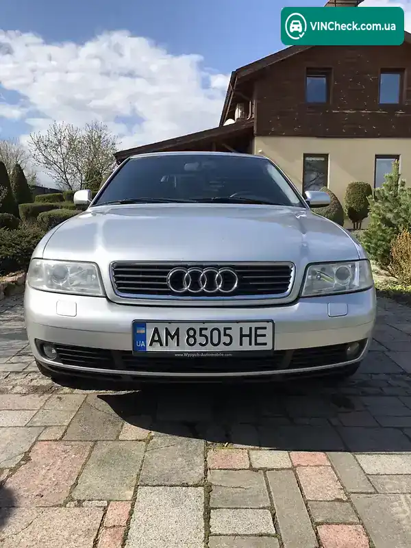 Audi A4 1999, фото з оголошення 2 з 20, VIN WAUZZZ8DZXA281626