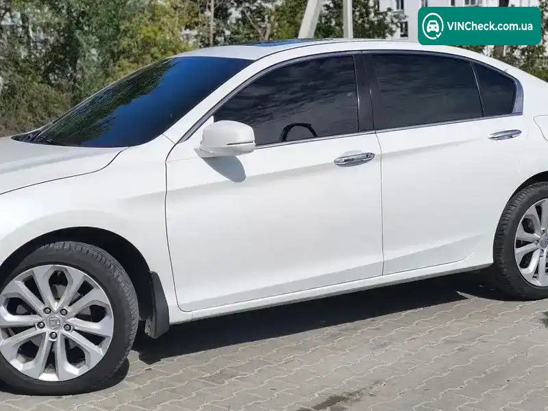 Honda Accord 2013, фото з оголошення 2 з 20, VIN 1HGCR3680DA700269
