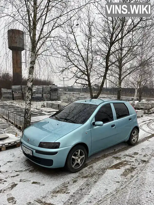Fiat Punto 2002, фото з оголошення 1 з 11, VIN ZFA18800000475004