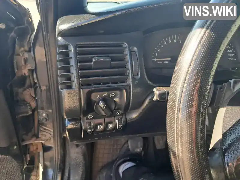 Opel Vectra 1996, фото з оголошення 1 з 21, VIN W0L000038T7568847