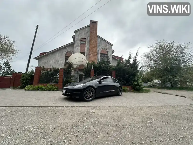 Tesla Model 3 2018, фото з оголошення 1 з 10, VIN 5YJ3E1EB8JF183715