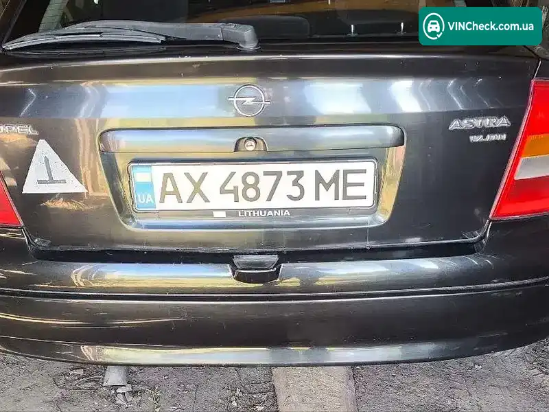 Opel Astra 2000, фото з оголошення 2 з 10, VIN W0L0TGF48Y5285994