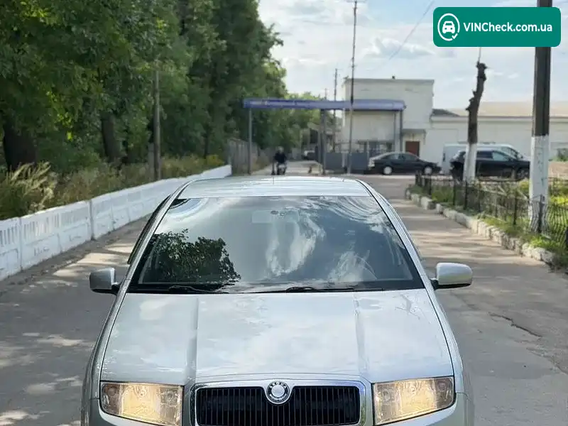 Skoda Fabia 2004, фото з оголошення 2 з 20, VIN TMBNC26YX43987538