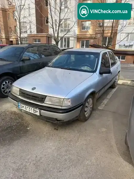 Opel Vectra 1989, фото з оголошення 1 з 13, VIN W0L000087K1136221