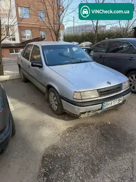 Opel Vectra 1989, фото з оголошення 2 з 13, VIN W0L000087K1136221