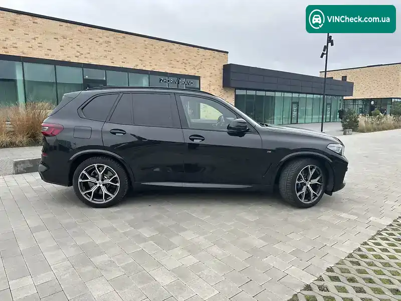 BMW X5 2022, фото з оголошення 2 з 15, VIN WBACV010X09P36658
