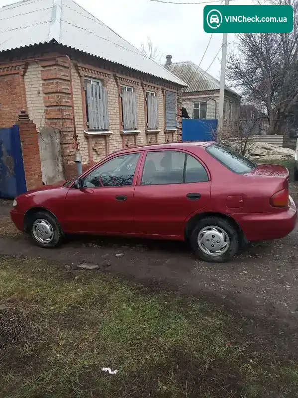 Hyundai Accent 1996, фото з оголошення 2 з 4, VIN KMHVF31NPTU288171