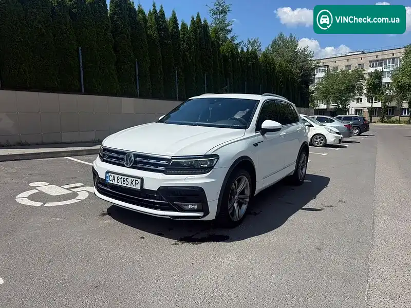 Volkswagen Tiguan 2017, фото з оголошення 1 з 14, VIN WVGZZZ5NZHW879378