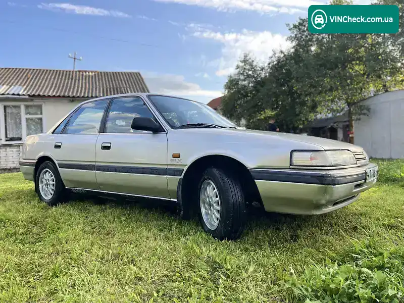 Mazda 626 1987, фото з оголошення 2 з 12, VIN JMZGD123201125580