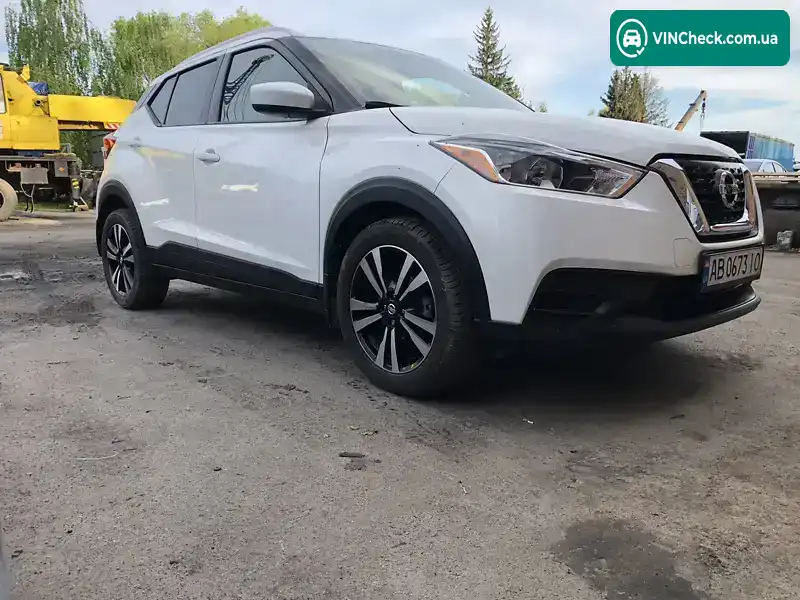 Nissan Kicks 2018, фото з оголошення 1 з 20, VIN 3N1CP5CU5JL517211