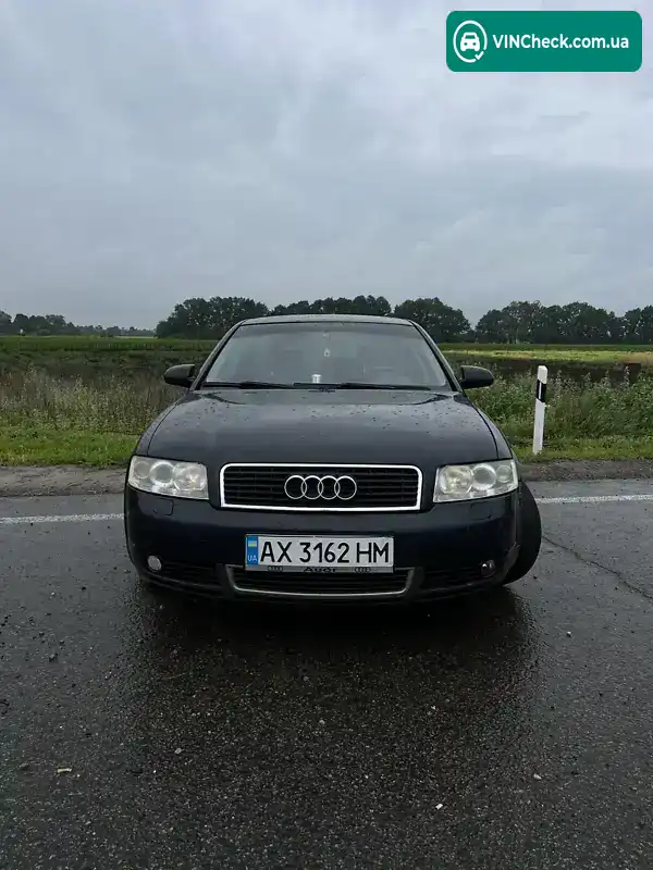 Audi A4 2001, фото з оголошення 2 з 13, VIN WAUZZZ8E72A133396