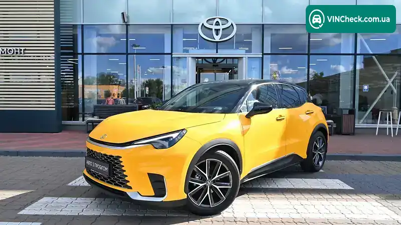 Lexus LBX 2023, фото з оголошення 1 з 12, VIN JTHAAAAE501001039
