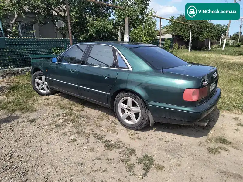 Audi A8 1998, фото з оголошення 2 з 10, VIN WAUZZZ4DZWN010565