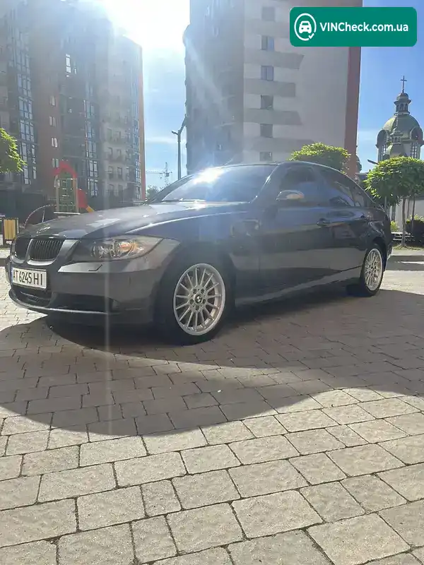BMW 3 Series 2005, фото з оголошення 1 з 20, VIN WBAVA710X0KR38020