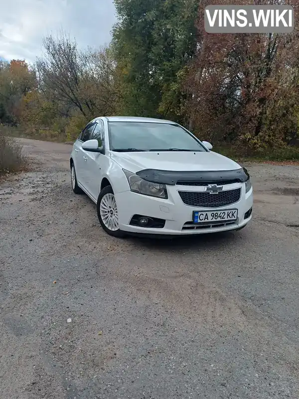 Chevrolet Cruze 2010, фото з оголошення 1 з 11, VIN KL1JA69RJAK752987