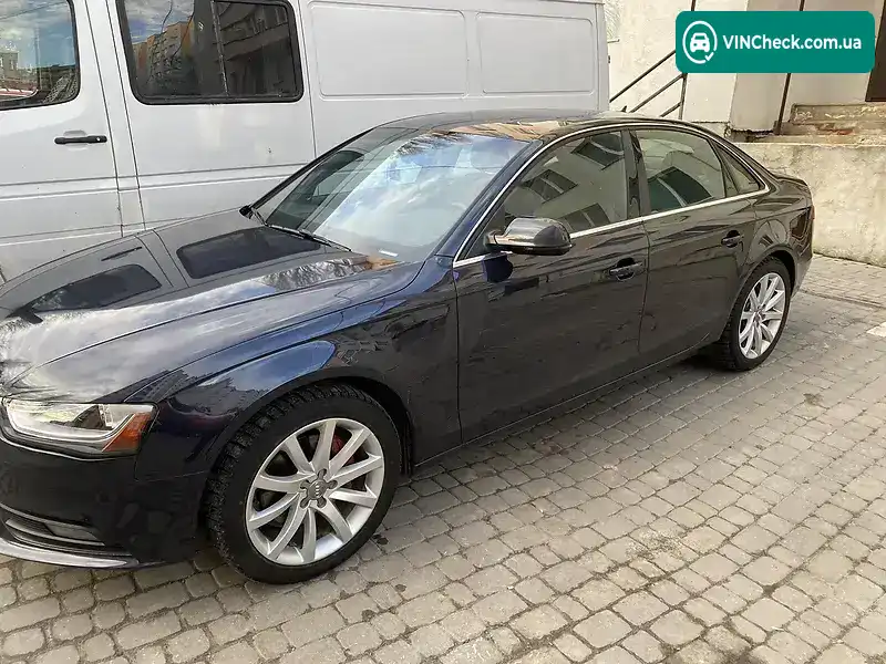 Audi A4 2013, фото з оголошення 2 з 16, VIN WAUFFAFL5DN038720
