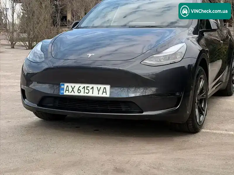 Tesla Model Y 2024, фото з оголошення 1 з 10, VIN 7SAYGDEEXSA356034
