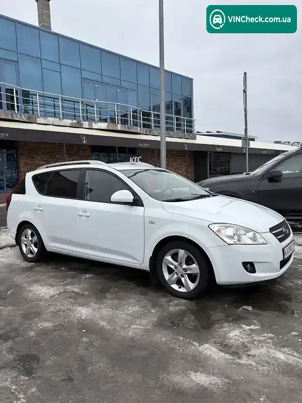 Kia Ceed 2008, фото з оголошення 1 з 21, VIN U5YFF52228L047138